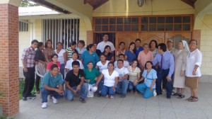 Reunión de la Pastoral de la Salud en Macas, a la derecha la Dra. Betty Rodríguez.